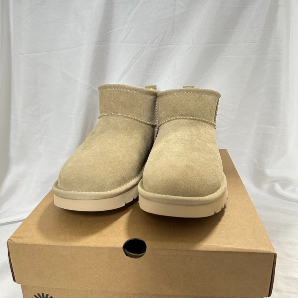 UGG Ultra Mini